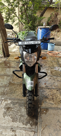 Mat Green Yamaha FZ-S