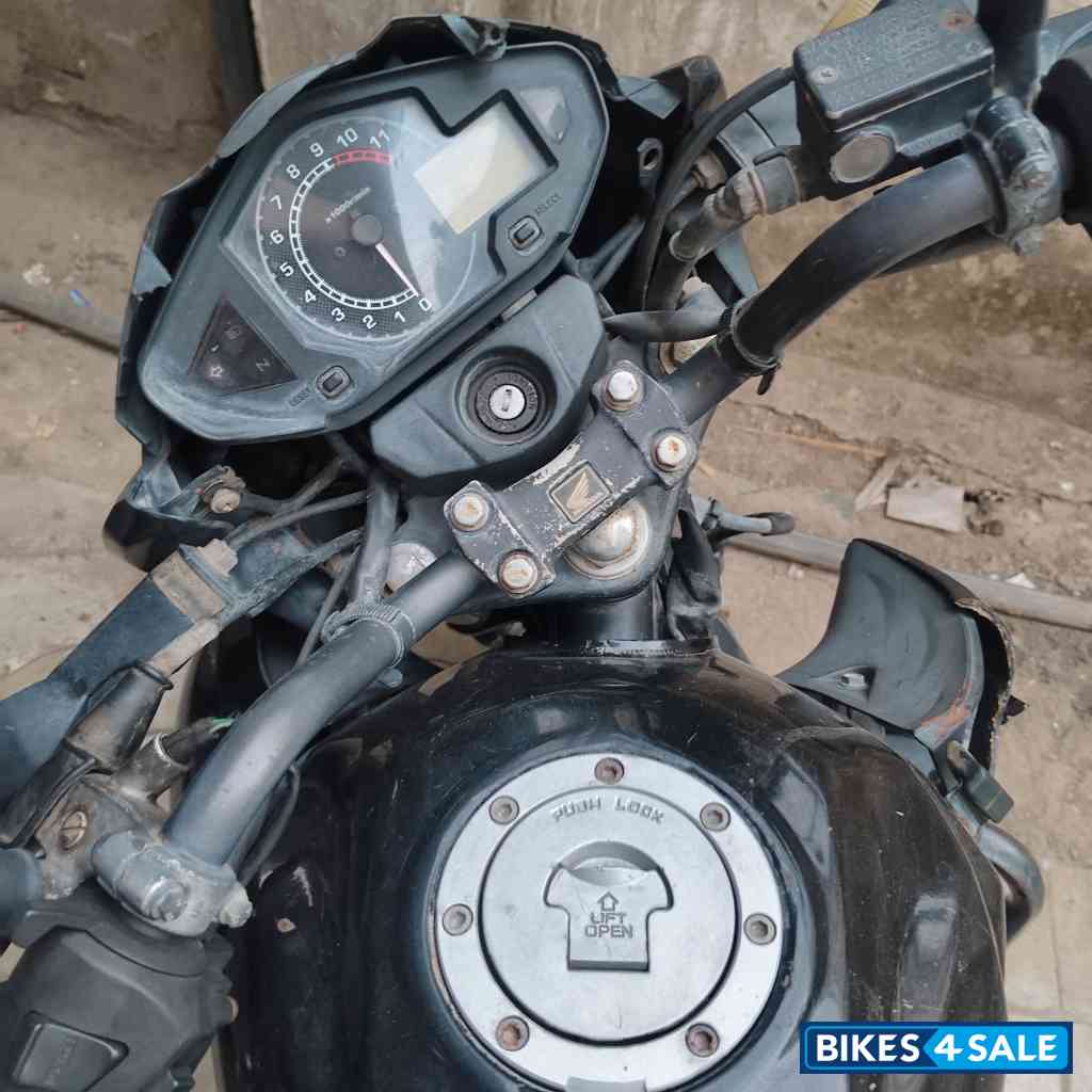 Black Honda Unicorn Dazzler