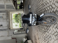 Black Bajaj Pulsar RS 200
