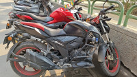 Black And Red TVS Apache RTR 160 4V Special Edition