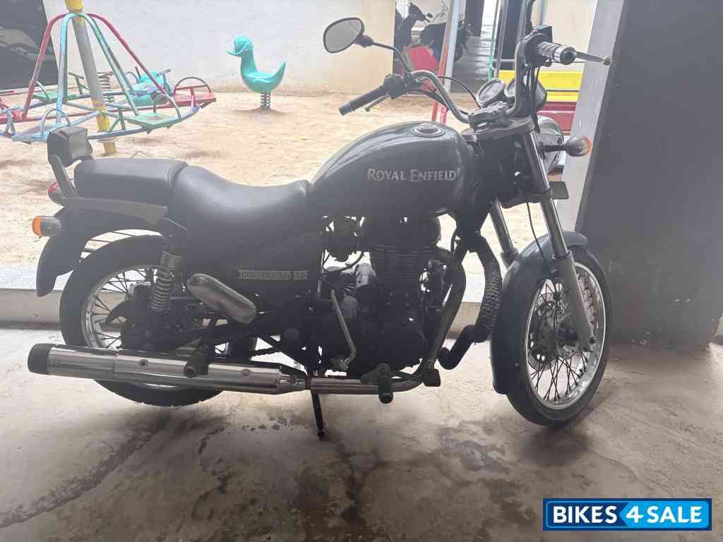Asphalt Blue Royal Enfield Thunderbird 350