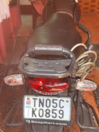 Black Bajaj CT 125X