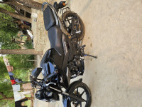 Black TVS Raider 125