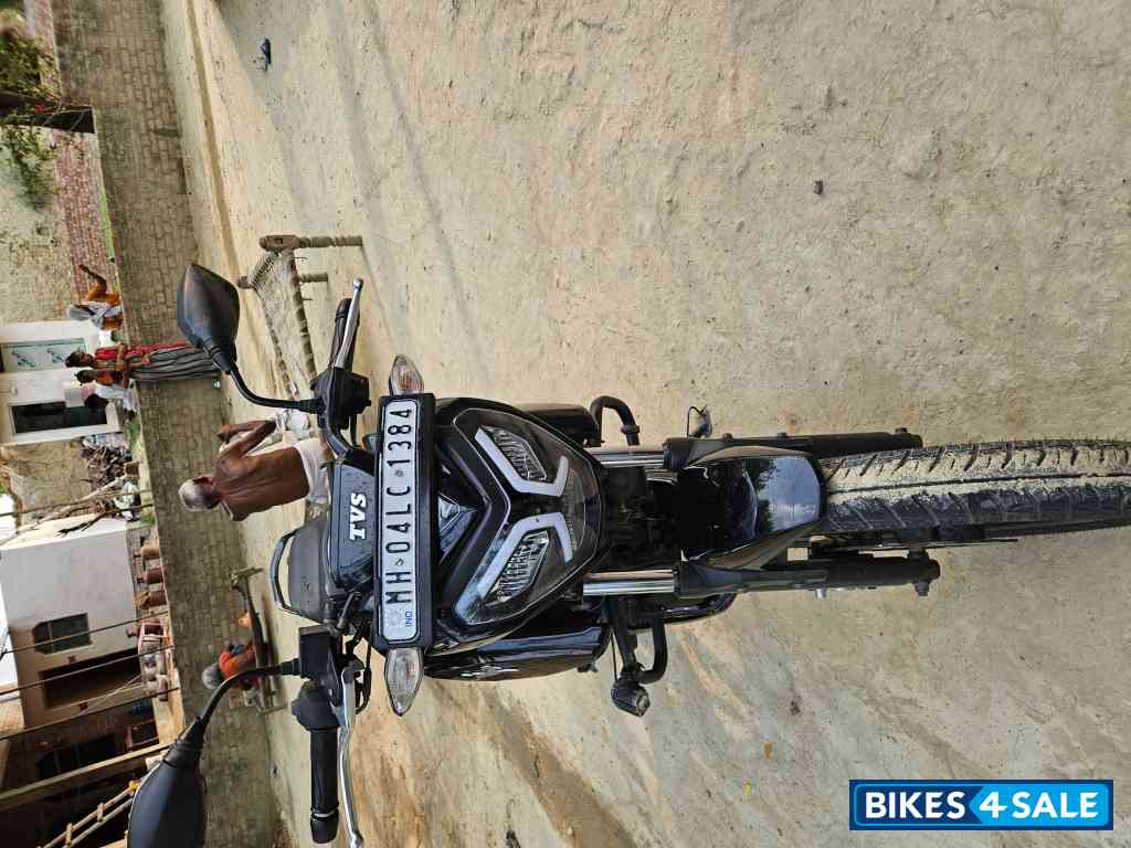 Black TVS Raider 125 Black TVS Raider 125
