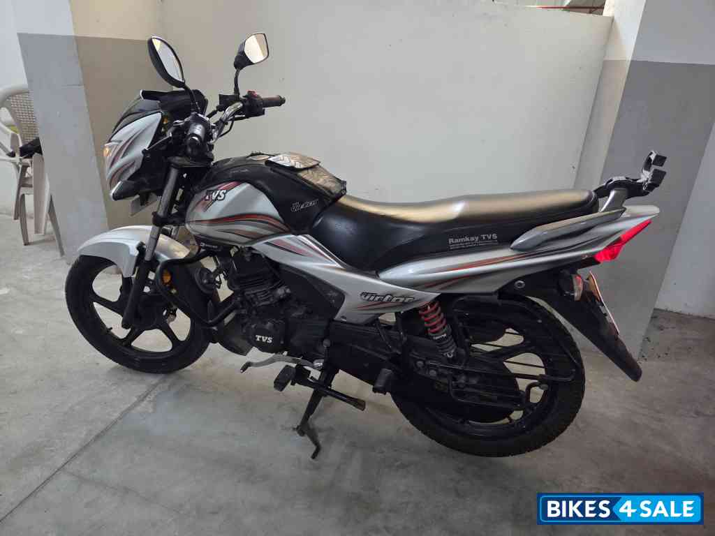 TVS Victor