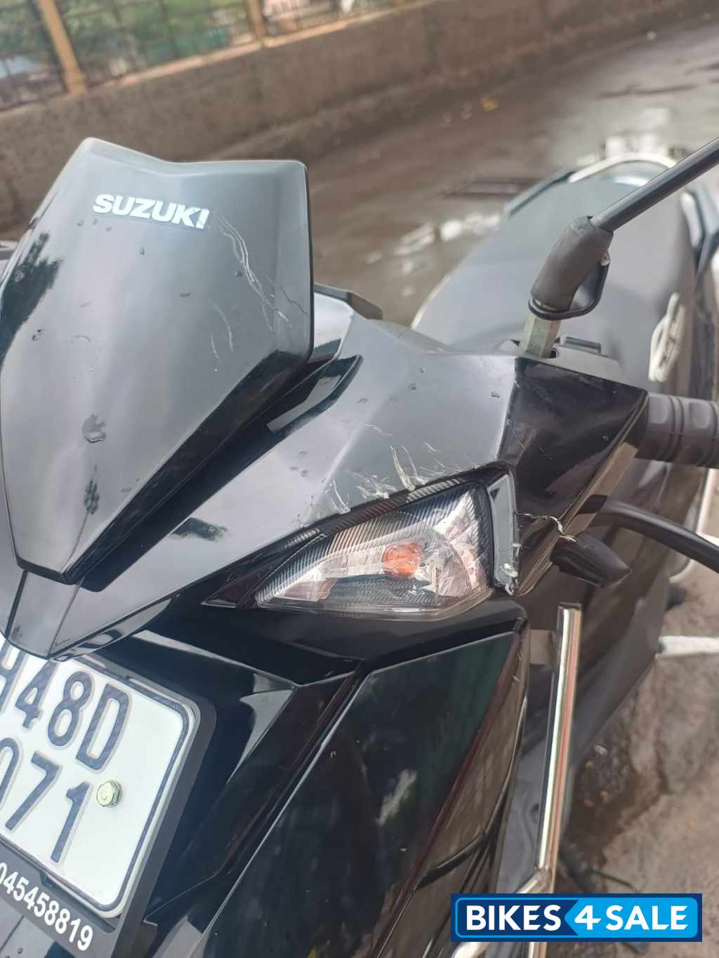 Black Suzuki Avenis 125 Ride Connect Edition Black Suzuki Avenis 125 Ride Connect Edition