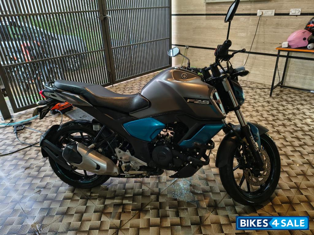 Yamaha FZ-S FI V3