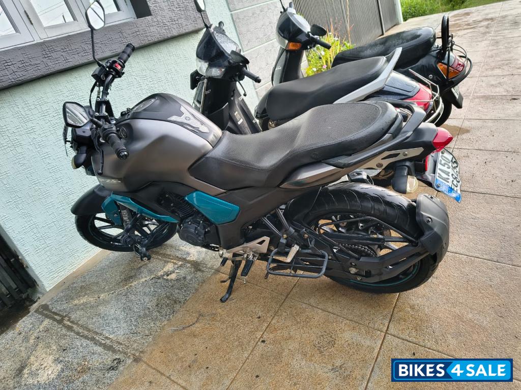 Yamaha FZ-S FI V3