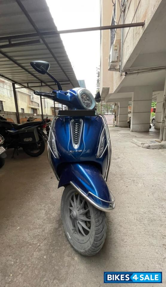 Bajaj Chetak Premium