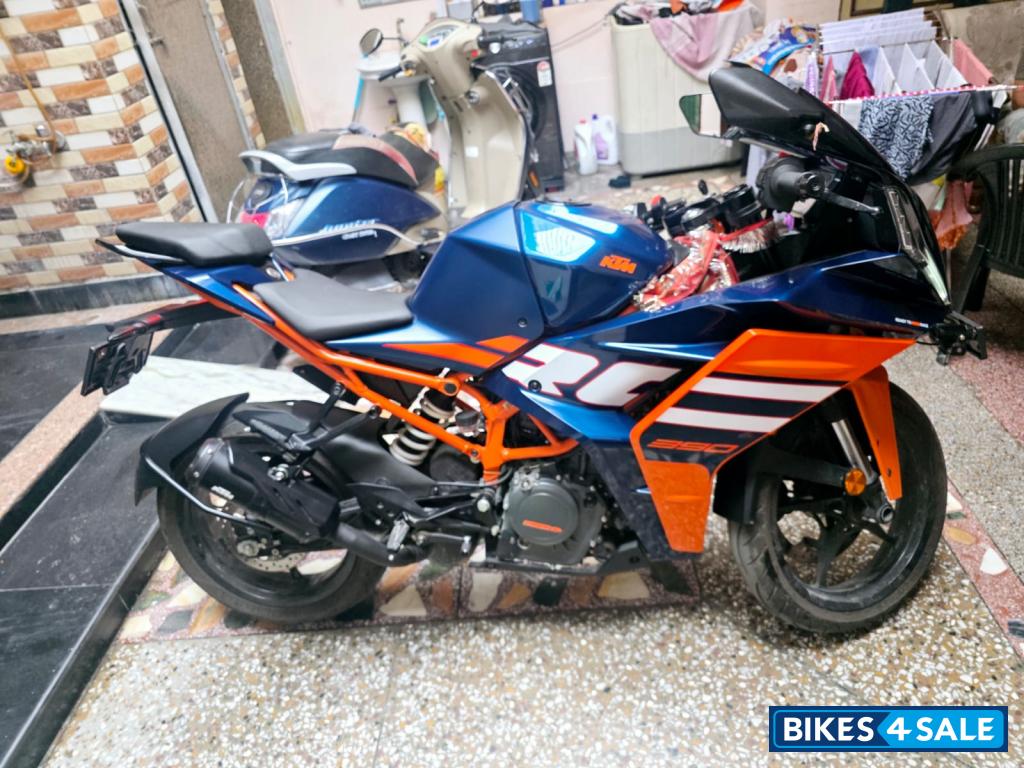 KTM RC 390 2024