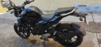 Black Yamaha FZ25