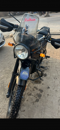 Black Royal Enfield Himalayan BS VI