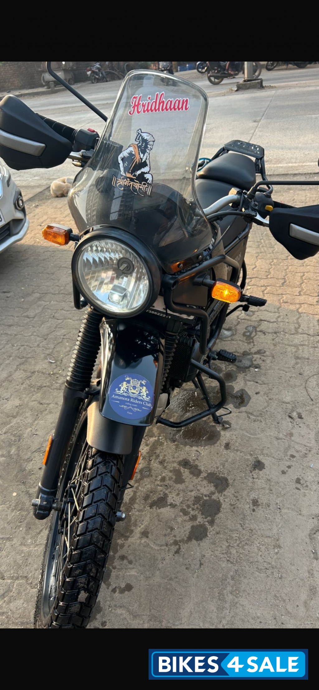 Black Royal Enfield Himalayan BS VI