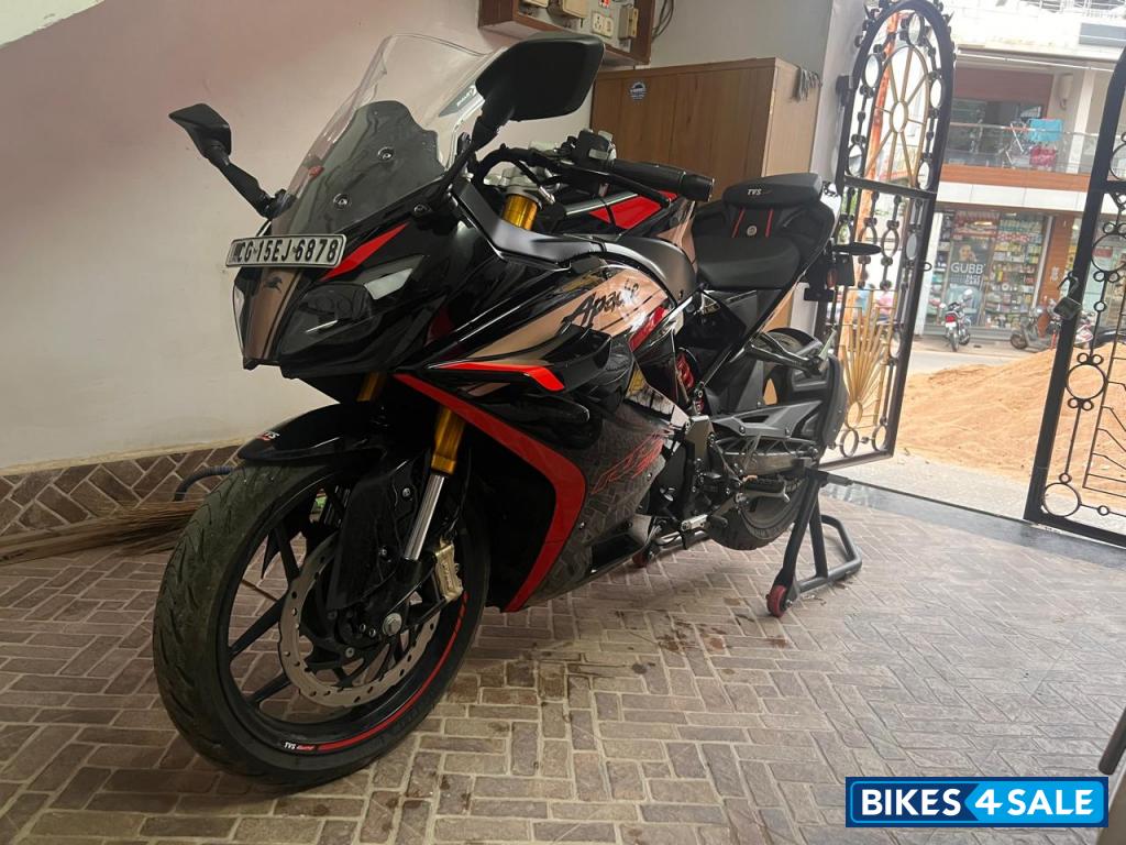 Black And Red TVS Apache RR 310 Anniversary Edition