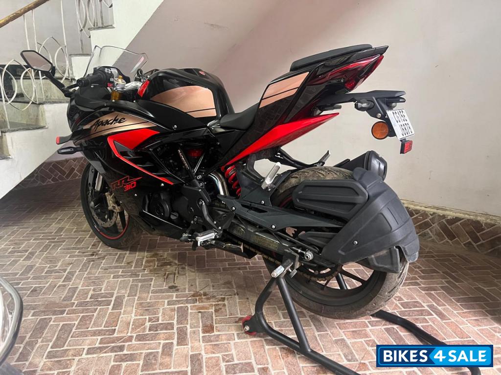 Black And Red TVS Apache RR 310 Anniversary Edition Black And Red TVS Apache RR 310 Anniversary Edition