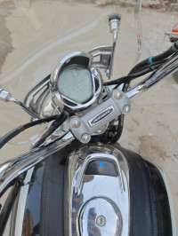 Bajaj Avenger Cruise 220