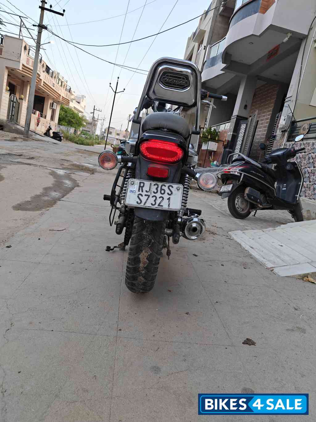 Bajaj Avenger Cruise 220