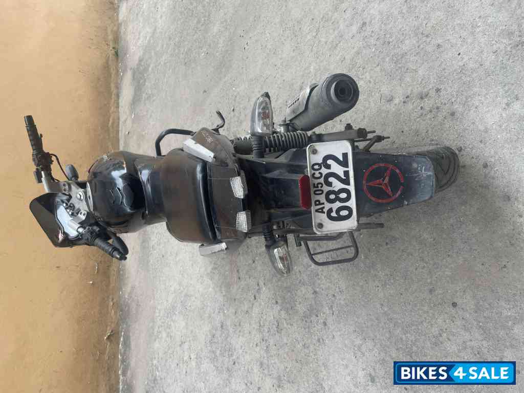 Bajaj Pulsar 180