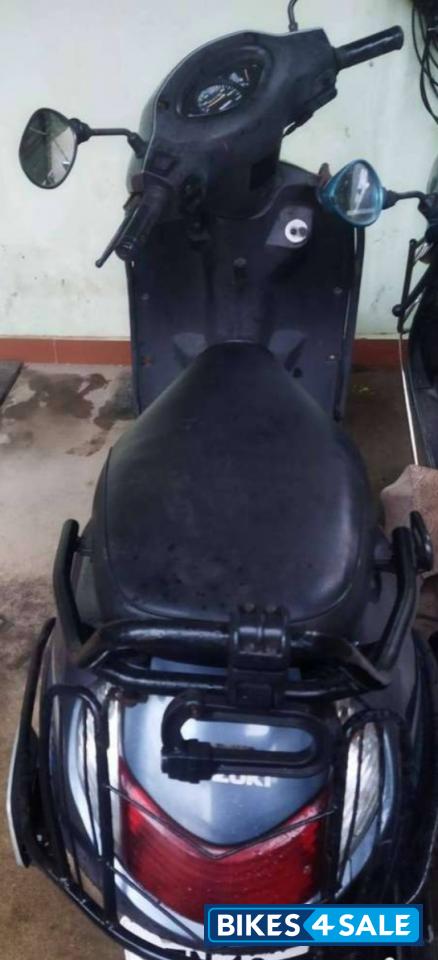 Grey Suzuki Access 125 Grey Suzuki Access 125