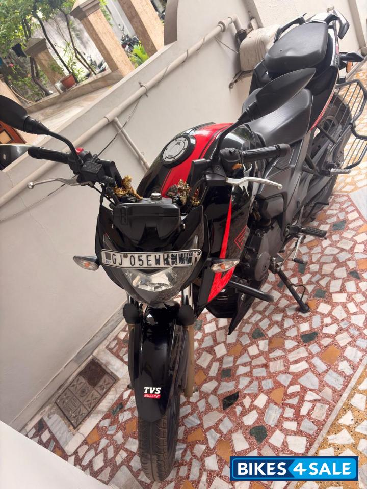 TVS Apache RTR 200 4V ABS