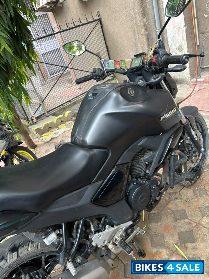 Yamaha FZ-S