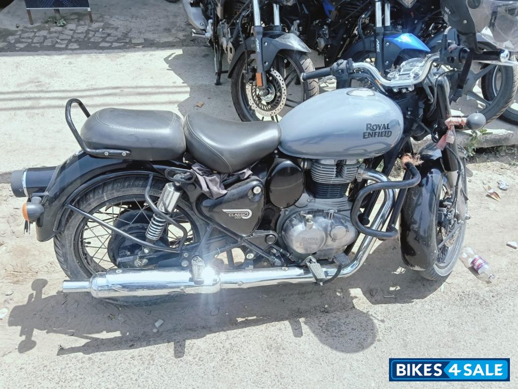 Royal Enfield Classic Gunmetal Grey
