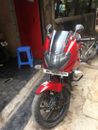 Red Bajaj Pulsar 220 DTSi