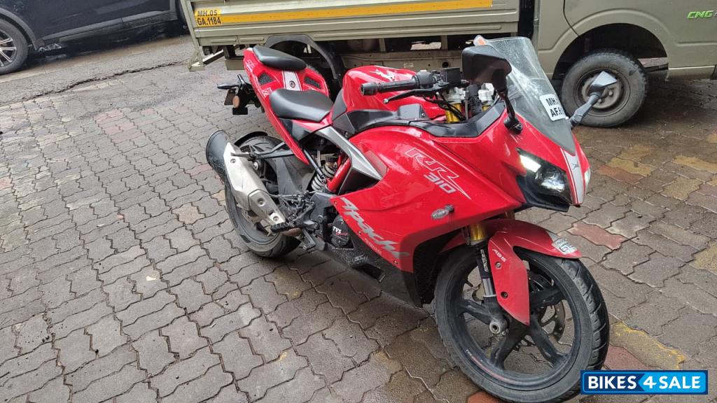 Red TVS Apache RR 310 Red TVS Apache RR 310