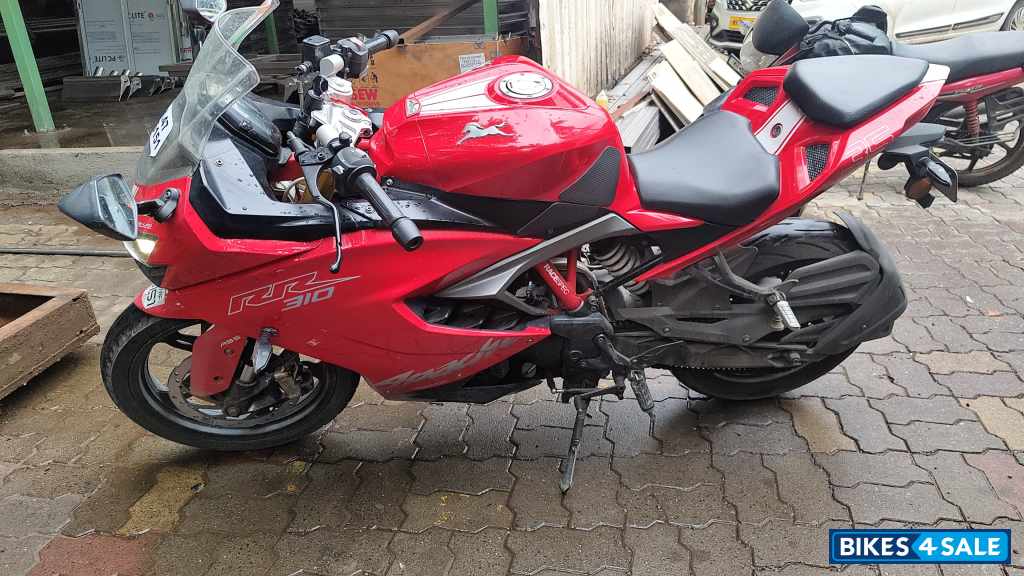 Red TVS Apache RR 310 Red TVS Apache RR 310