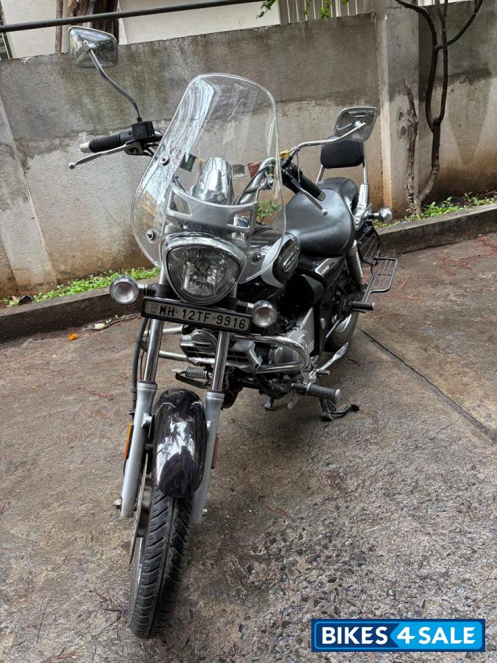 Bajaj Avenger Cruise 220 BS6