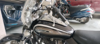 Black Bajaj Avenger Cruise 220