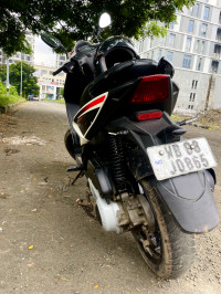 White Black Aprilia SR 160 Race ABS