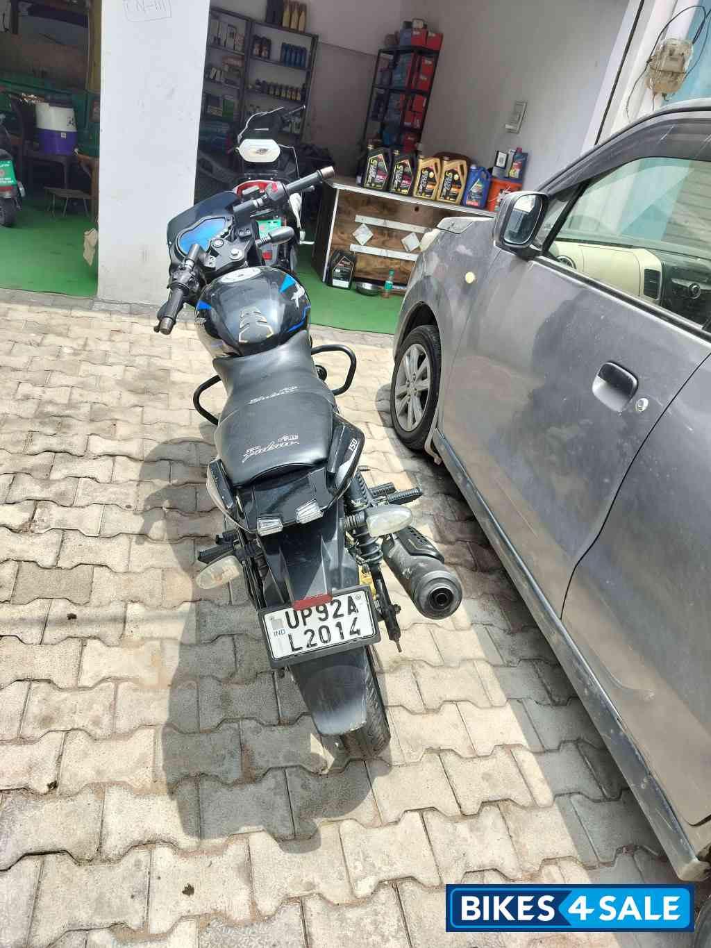 Black Blue Bajaj Pulsar 150 BS6