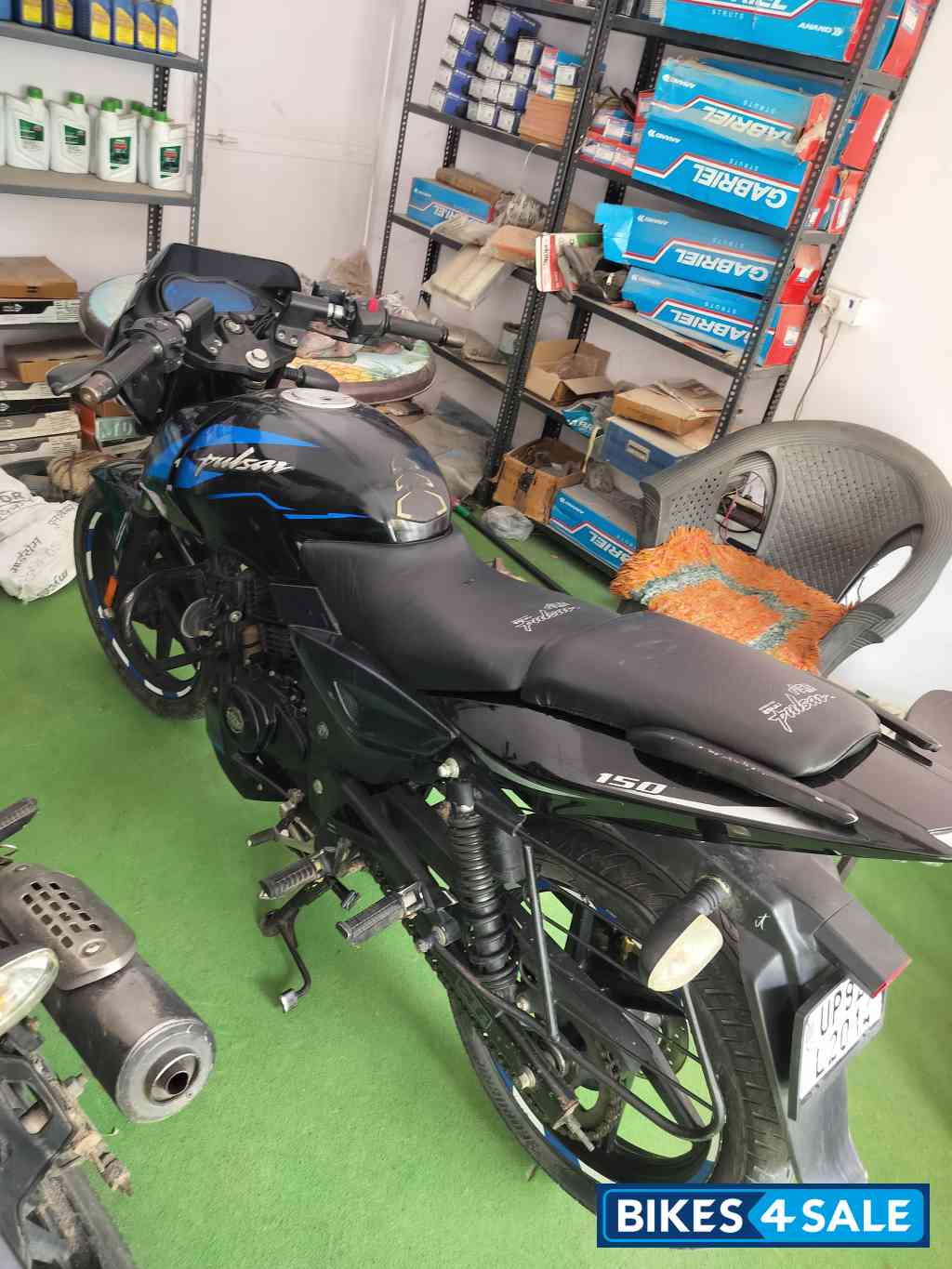 Black Blue Bajaj Pulsar 150 BS6