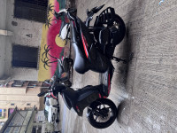 Matt Black Aprilia SR 160 Carbon ABS