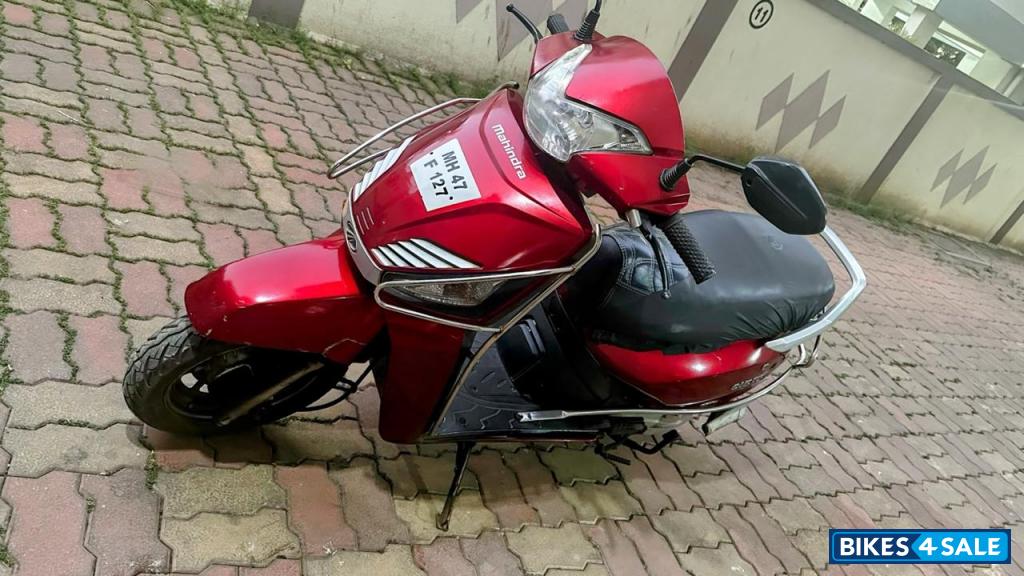 Mahindra Gusto