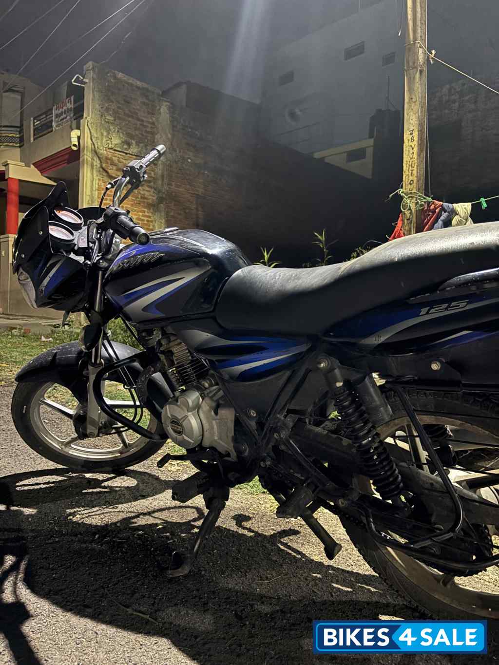 Blue Black Bajaj Discover 125