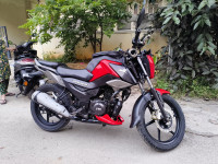 Red TVS Raider Split Seat