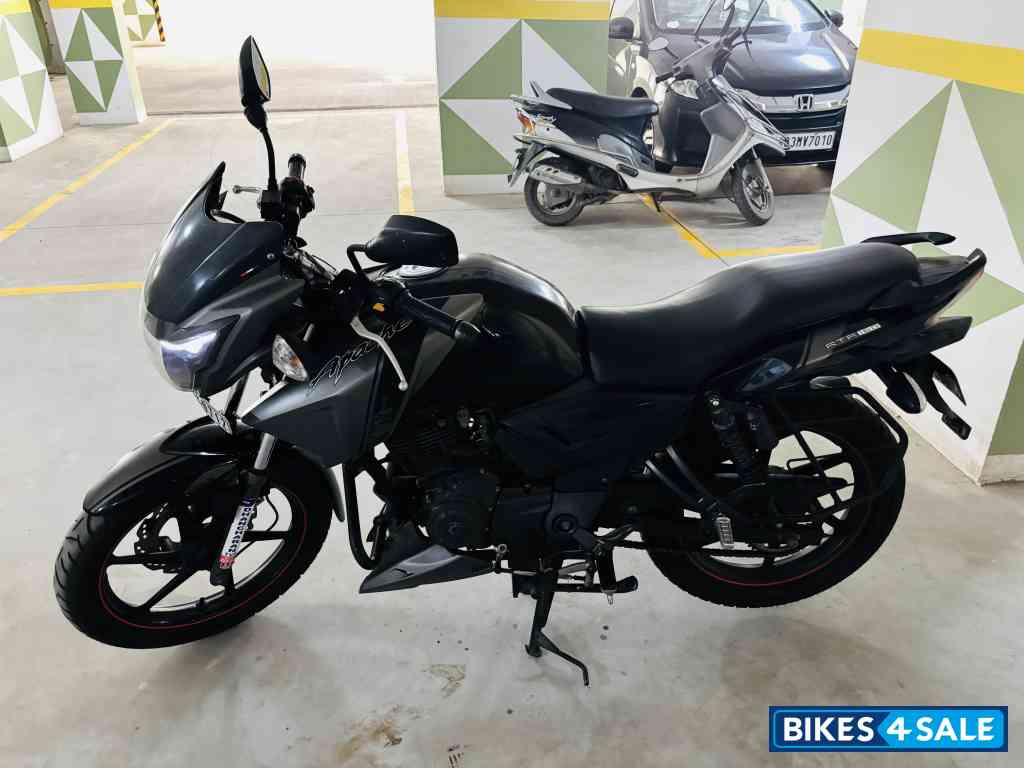 TVS Apache RTR 160 TVS Apache RTR 160