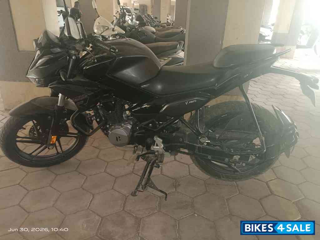 Black Hero Xtreme 250R