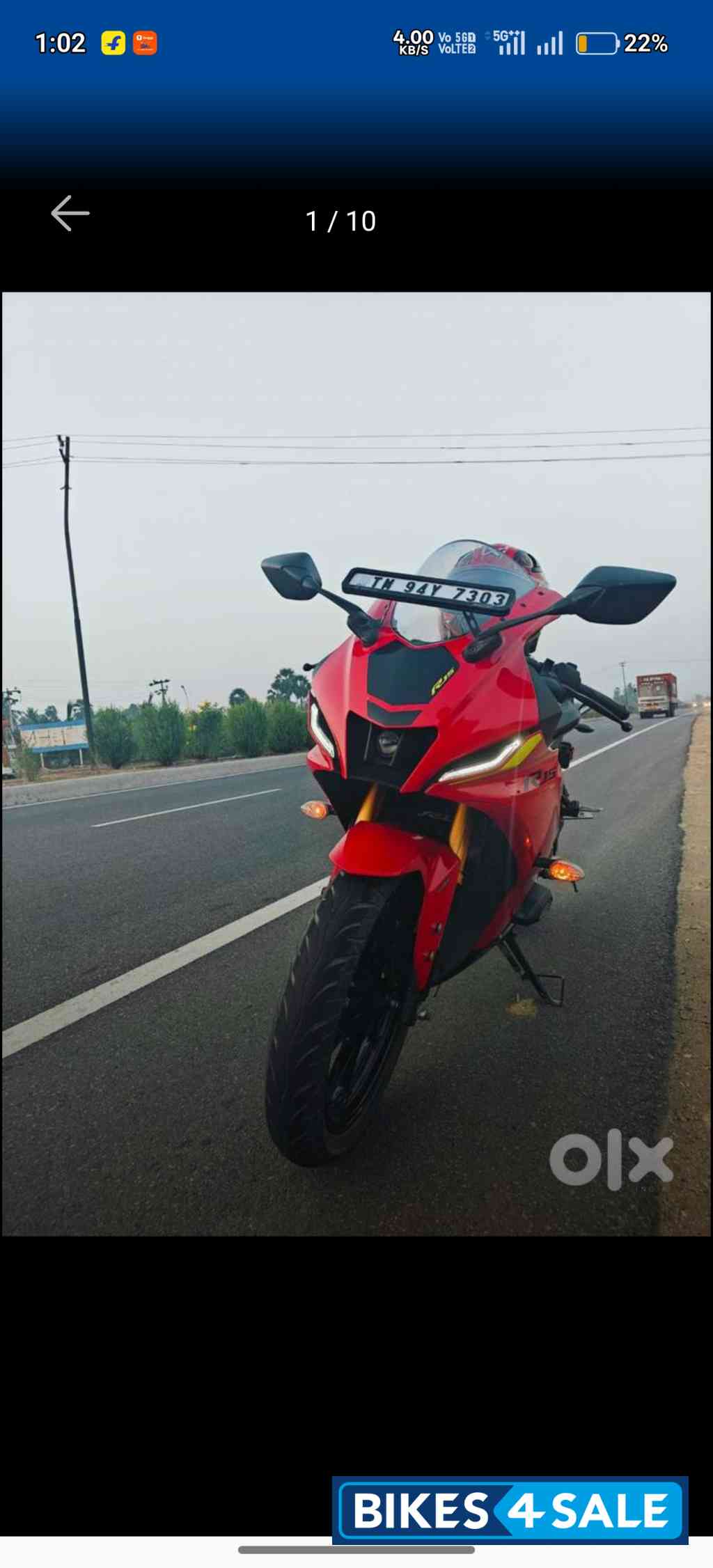 Red Yamaha R15 V4