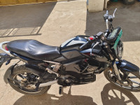 Black Revolt RV 400