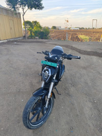 Black Revolt RV 400