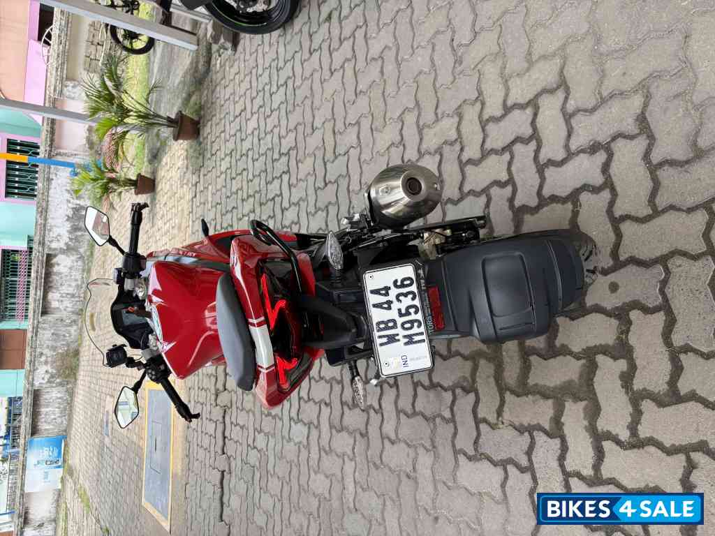 Red TVS Apache RR 310