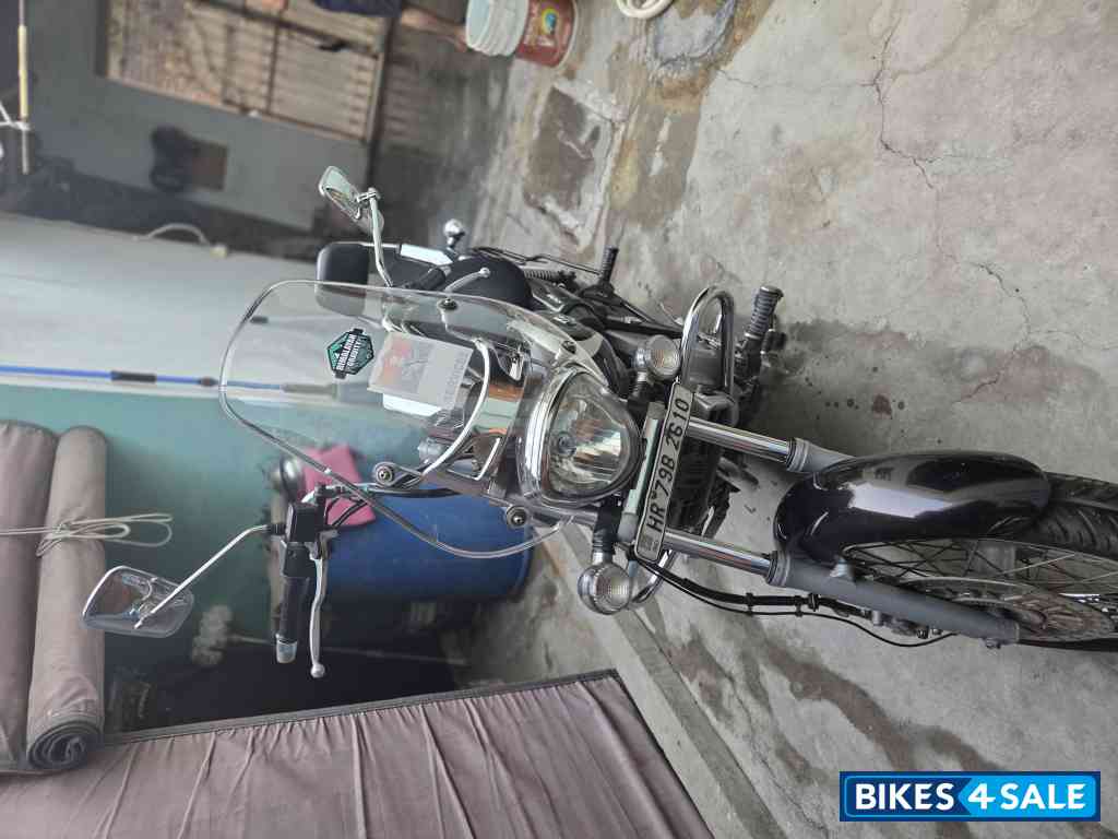 Bajaj Avenger Cruise 220
