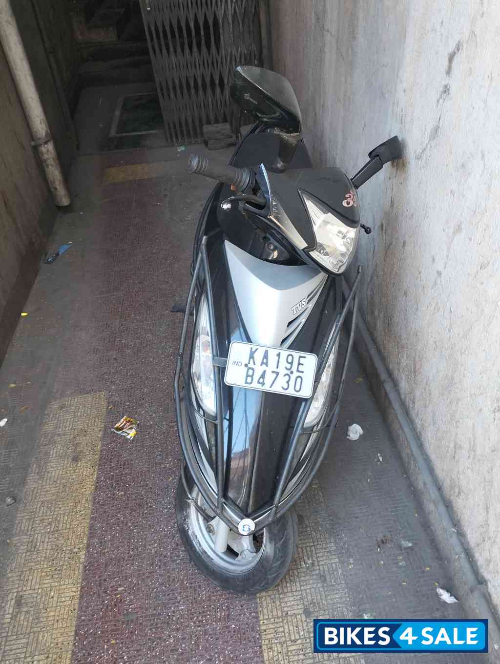 Black And Grey TVS Scooty Streak Black And Grey TVS Scooty Streak