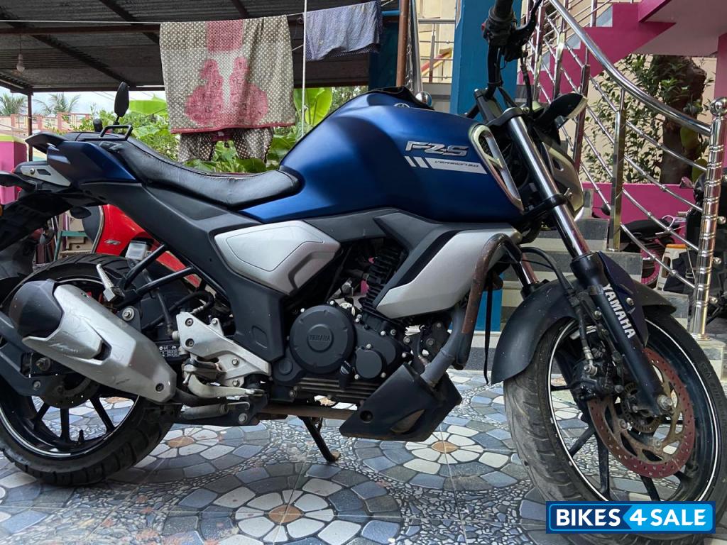 Dark Matt Blue Yamaha FZ-S FI V3 BS6 Dark Matt Blue Yamaha FZ-S FI V3 BS6