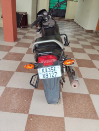 Black Honda Shine 100
