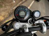 Royal Enfield Super Meteor 650