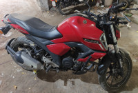 Yamaha FZS-FI Deluxe
